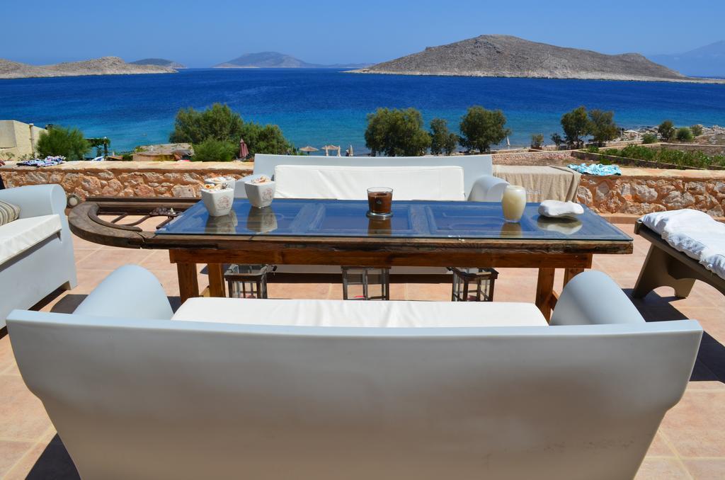Villa Aristoteles Chalki Town Екстер'єр фото