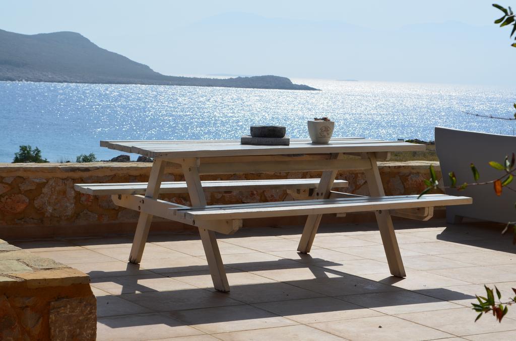 Villa Aristoteles Chalki Town Екстер'єр фото